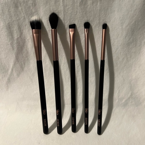 🖌️NWT🖌️ BYOD 5PC. Eye Brush Set - Picture 2 of 9